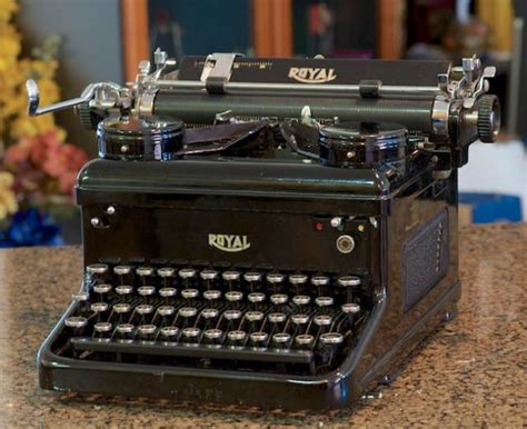 1937 Royal Khm On The Typewriter Database