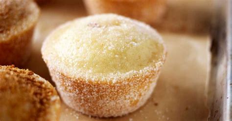 Add liquid ingredients to dry and stir only until just combined. Muffins That Taste Like Doughnuts