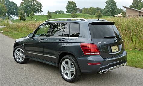 Bmw x3 20d contra mercedes glk bluetec. 2013 Mercedes-Benz GLK Pros and Cons at TrueDelta: 2013 ...