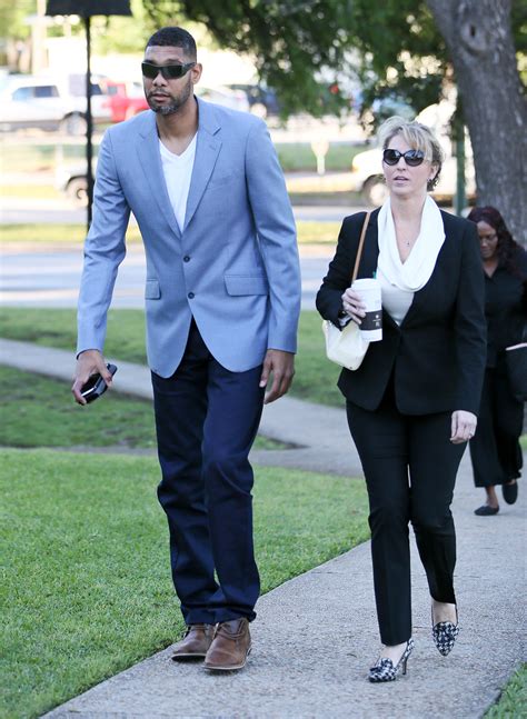 Ex-adviser admits defrauding Tim Duncan