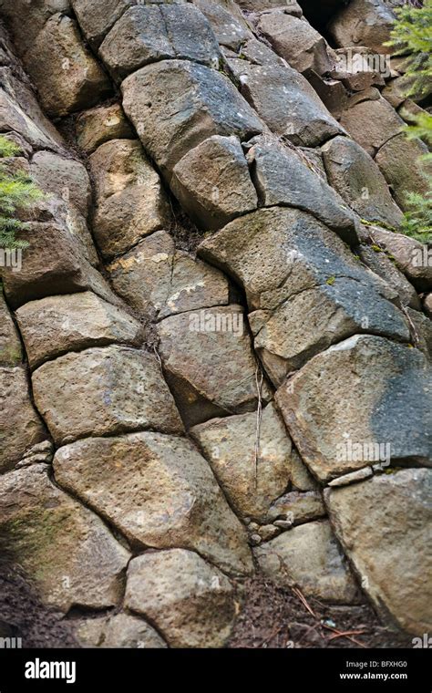 Columnar Jointing Rock Patterns In Northern Idaho Stock Photo Alamy