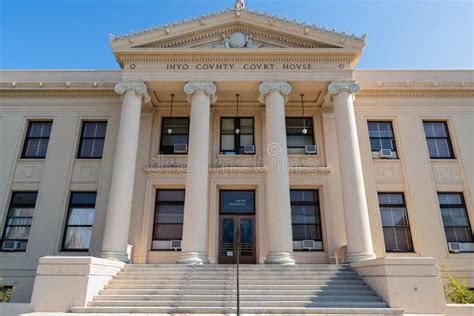 The Main Entrance Of The Inyo County Courthouse In Independence