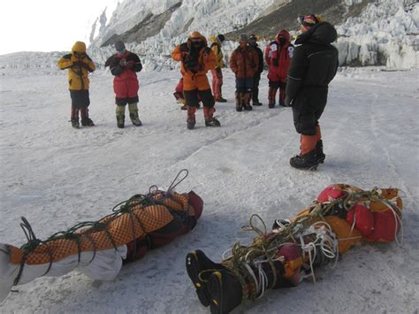 Mt Everest Beckons And We Cant Resist Photo 12 Cbs News