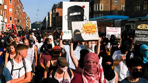 Protest Against Burkaniqab Ban I Copenhagen March In Cope Flickr