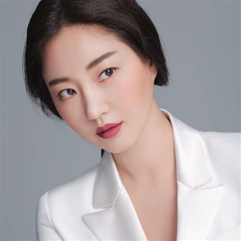 Nianonymous jun 20 2019 2:19 am kim sarang is really pretty in abyss i think she looked even younger than her secret garden days. Kim Sa-rang embraces sexy look for Vogue