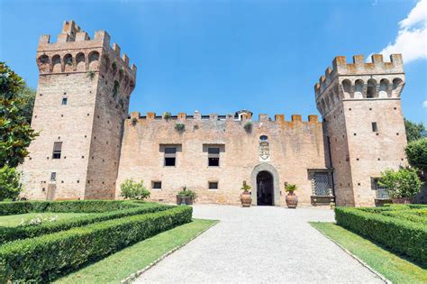 Castello di Oliveto - Castelfiorentino - Firenze