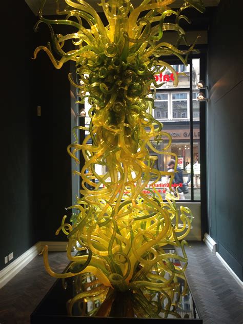 Dave Chihuly Glass Sculpture Holiday Decor Chihuly