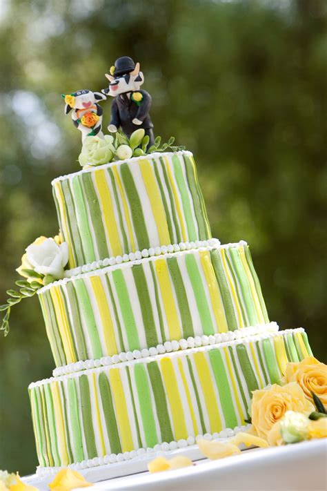 Touch wedding — capturing precious moments in a way that's real, timeless, and all. Married Moos - cake toppers made with molding clay gave a ...