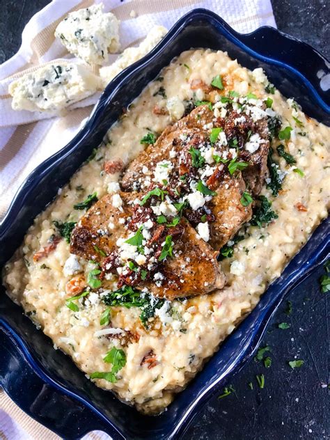 While the pasta boils, whip up a silky garlic, cream, and parmesan sauce. Steak Gorgonzola Alfredo Risotto recipe is a Copycat Olive ...