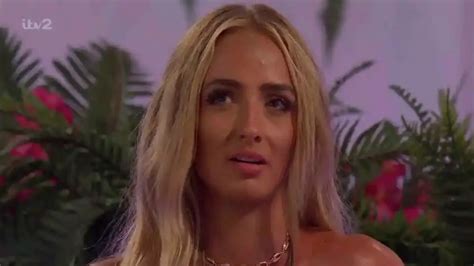 Love Island Viewers Accuse Abi Of Using Scott As They Spot Vital