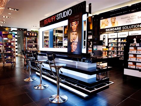 How Companies Like Sephora and H&M Are Surviving Retail ...