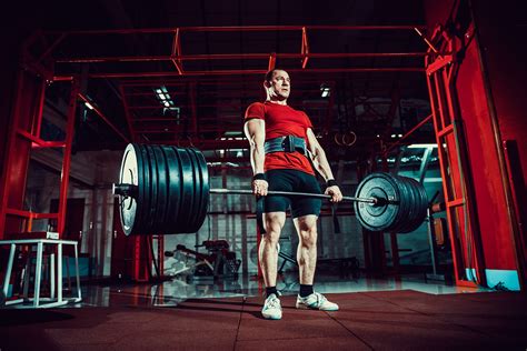 Deadlift Vs Squat Muscles Worked Benefits And Strength Ratio