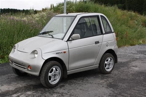 The 30 Worst Cars Ever Made Truly Horrible