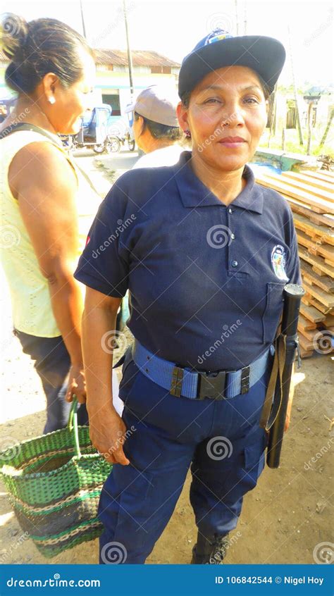 Peruvian Police Woman In Uniform Editorial Stock Image Image Of Nauta