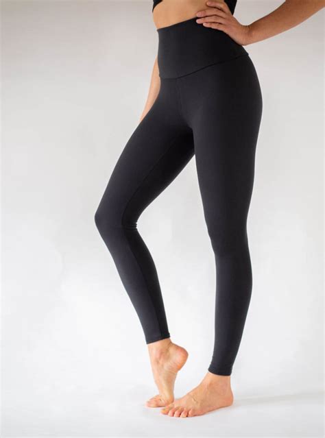 Black Tencel Lyocell Yoga Leggings Arctic Flamingo Yoga Wear