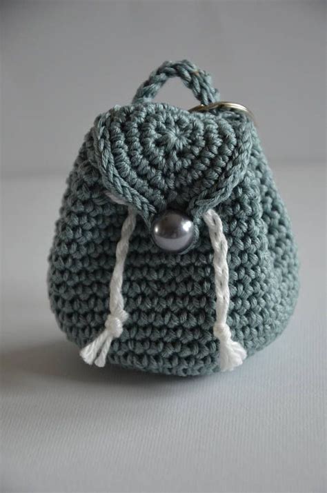 Mini Backpack Keychain Free Crochet Pattern And Video Tutorial