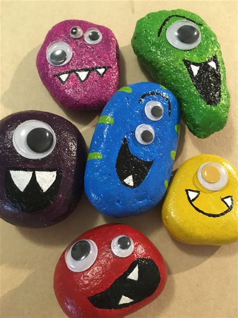 Pet Rocks Making A Comeback Pet Rocks Painted Rocks Projects To Try