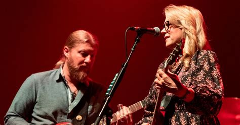Tedeschi Trucks Band How A Cult Us Band Is Taking The Uk By Storm Irish Mirror Online