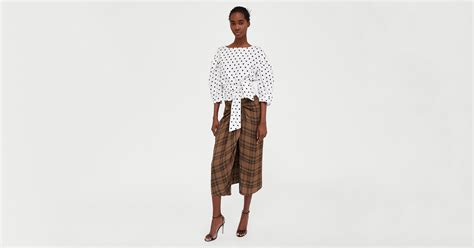 Zara Called Out Cultural Appropriation Lungi Skirt