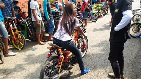 Maybe you would like to learn more about one of these? Download 91 Gambar Motor Drag Wanita Terupdate | Bamboe Modif