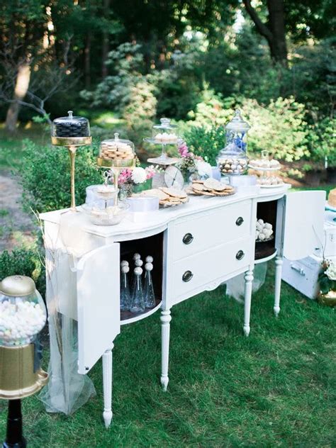 11 gouden tips om je communiefeest thuis te organiseren bruiloft dessert tafels bruiloft