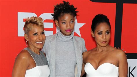Jada Pinkett Smiths Red Table Talk Gets Canned On Facebook But Not