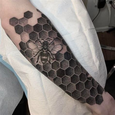 30 Best Honeycomb Tattoo Ideas Read This First