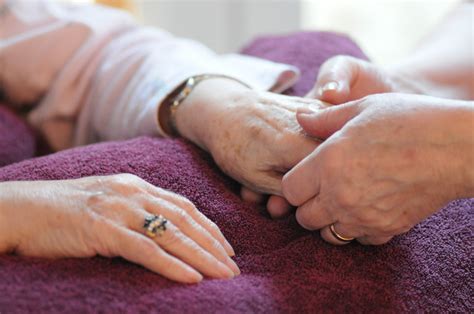Hand And Foot Massage Rowans Hospice