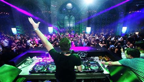 #caklontong #talkshow #intermezzowendi cagur bakalan kasih kamu tips cara menggaet cewek atau cowok cantik di tempat clubbing. 3 Tempat DJ Club Terbaik Yang Ada Di Bali • Dunia Hiburan