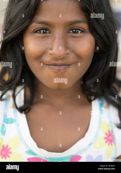Portrait Indian Young Girl Hi Res Stock Photography And Images Alamy