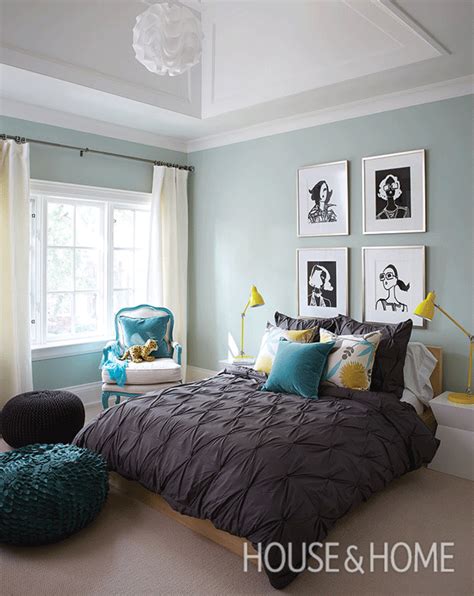 Bring On The Layers 50 Ways To Cozy Up Your Space With Textiles Blue