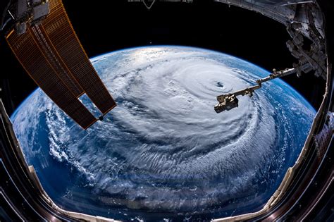 Space Station Flies Over Hurricane Shows What It Looks Like From Above