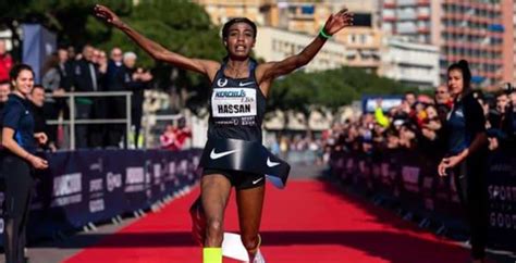 The origins and prehistory of the oromo people prior to the 16th century are based on oromo oral tradition. Sifan Hassan - Planeta Triatlón