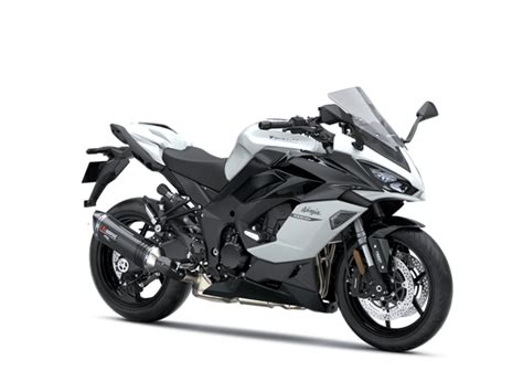 Infused with the ninja spirit craved by discerning solo sportbike riders, the ninja 1000sx takes the concept further with sx sport touring versatility to share with a fellow traveller. Ninja 1000SX Performance MY 2020 - Kawasaki Nederland