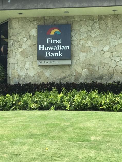 This united credit card is issued by the first hawaiian bank and not by chase bank. First Hawaiian Bank - Pearlridge - 30 Reviews - Banks & Credit Unions - 98-1071 Moanalua Rd ...
