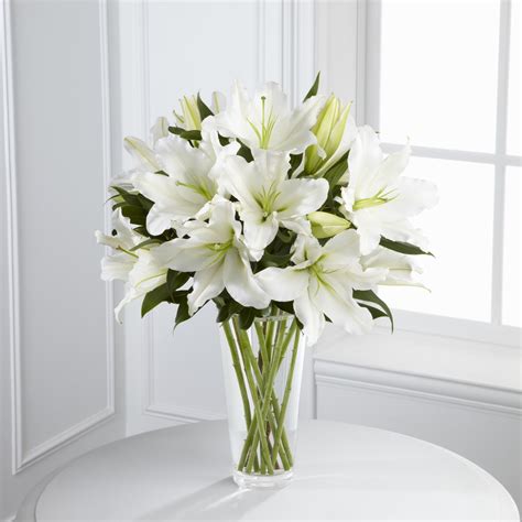 7 Stems Of White Lilies In Vase With Fillers And Greens Nashville