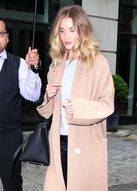 Rosie Huntington Whiteley Out In New York 05012016 Hawtcelebs