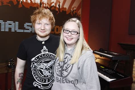 Ed Sheeran Takes Pics With Fans After In Studio Performance Photos