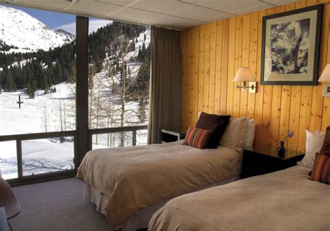 Alta Lodge Ski In Ski Out Accommodation