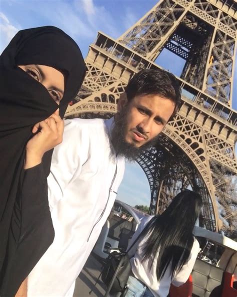 M Eiffel Tower Louvre Couples Landmarks Travel Instagram Viajes Couple Destinations