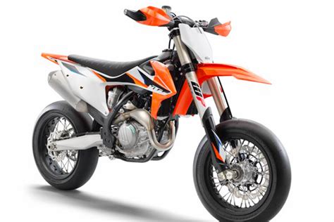 Ktm Brings Back The 450 Smr Supermoto For 2021 Motorcycle News