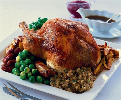 Mary Berry's traditional roast turkey recipe - Christmas dinner tips