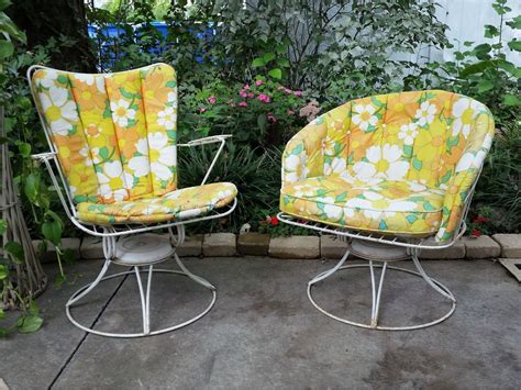 How to refinish a vintage midcentury modern chair. MID CENTURY MODERN HOMECREST PATIO CHAIRS SET WIRE SWIVEL ...