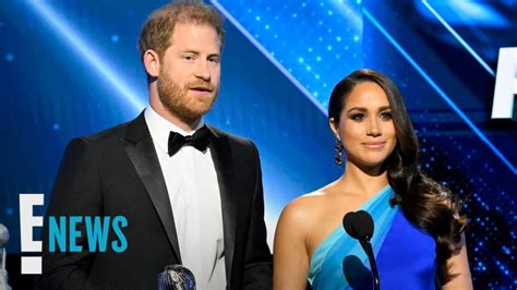 Meghan Markle And Prince Harry Accept Honor At Naacp Image Awards E News Youtube