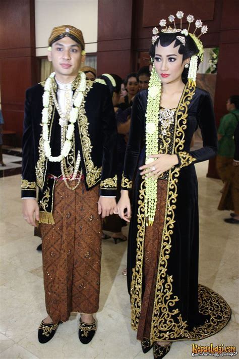 Baju Kebaya Jawa Tengah Baju Busana Muslim Pria Wanita