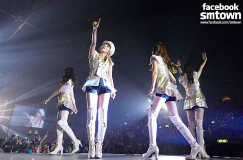 Girls Generation World Tour 2013 In Hong Kong Snsd Pics