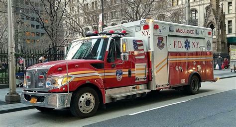 Pin By Daniel Jacob Uribe On Fdny Rescue Vehicles Emergency