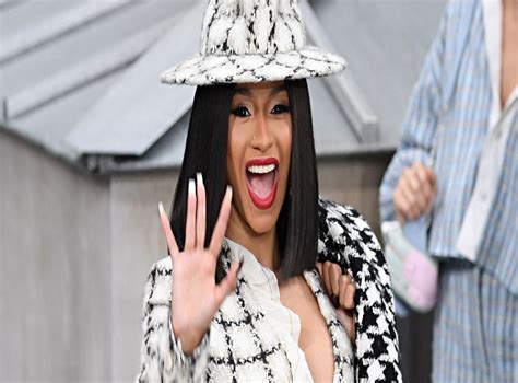 Cardi B Calls Out Trolls For Editing Photos Of Her Indy100 Indy100