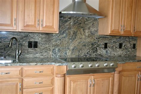 How To Choose The Right Backsplash For Your Granite Kitchen Counters