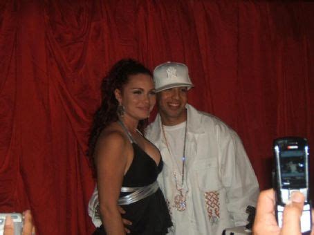 Daddy yankee — gasolina 03:13. Who is Daddy Yankee dating? Daddy Yankee girlfriend, wife